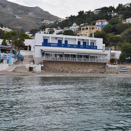 Themis Hotel Myrties Екстер'єр фото